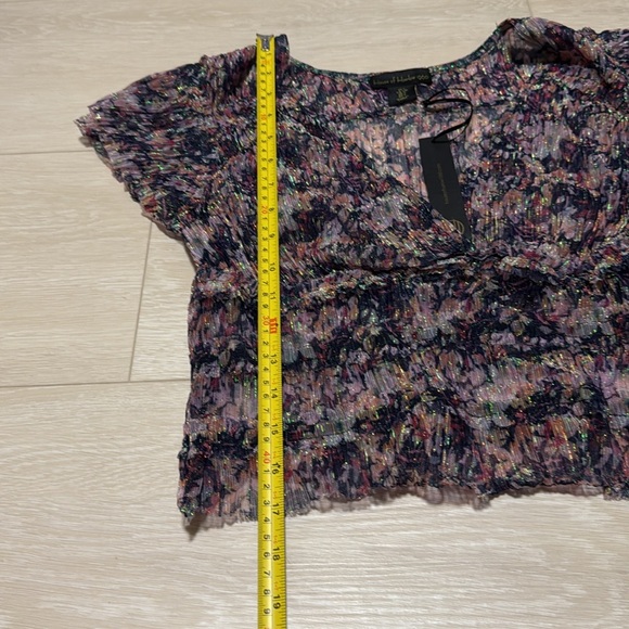 House of Harlow 1960 Blue and Pink Flutter Sleeve Blouse - Picture 6 of 8